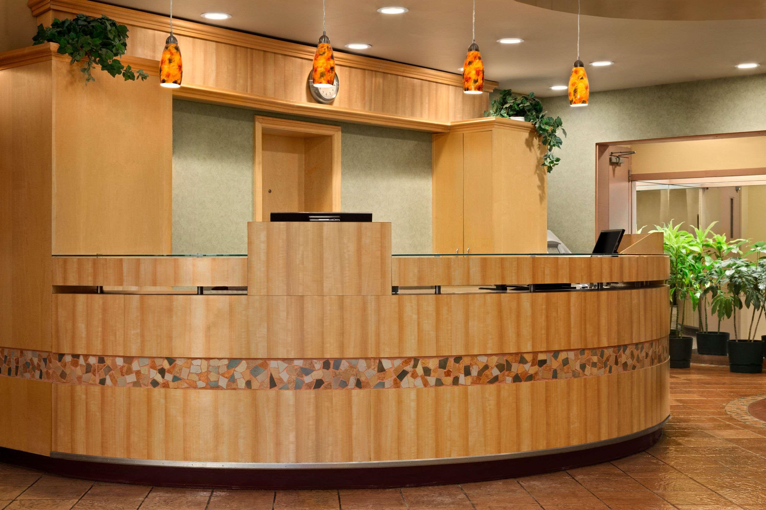 Travelodge By Wyndham Winnipeg East Exterior foto