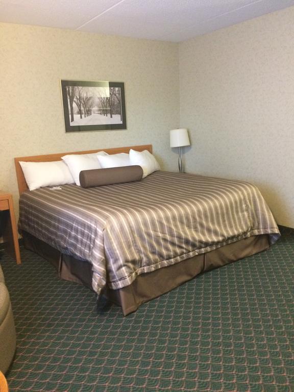 Travelodge By Wyndham Winnipeg East Exterior foto