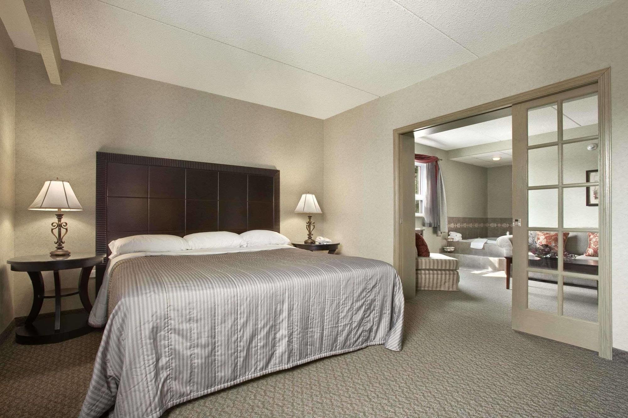 Travelodge By Wyndham Winnipeg East Exterior foto